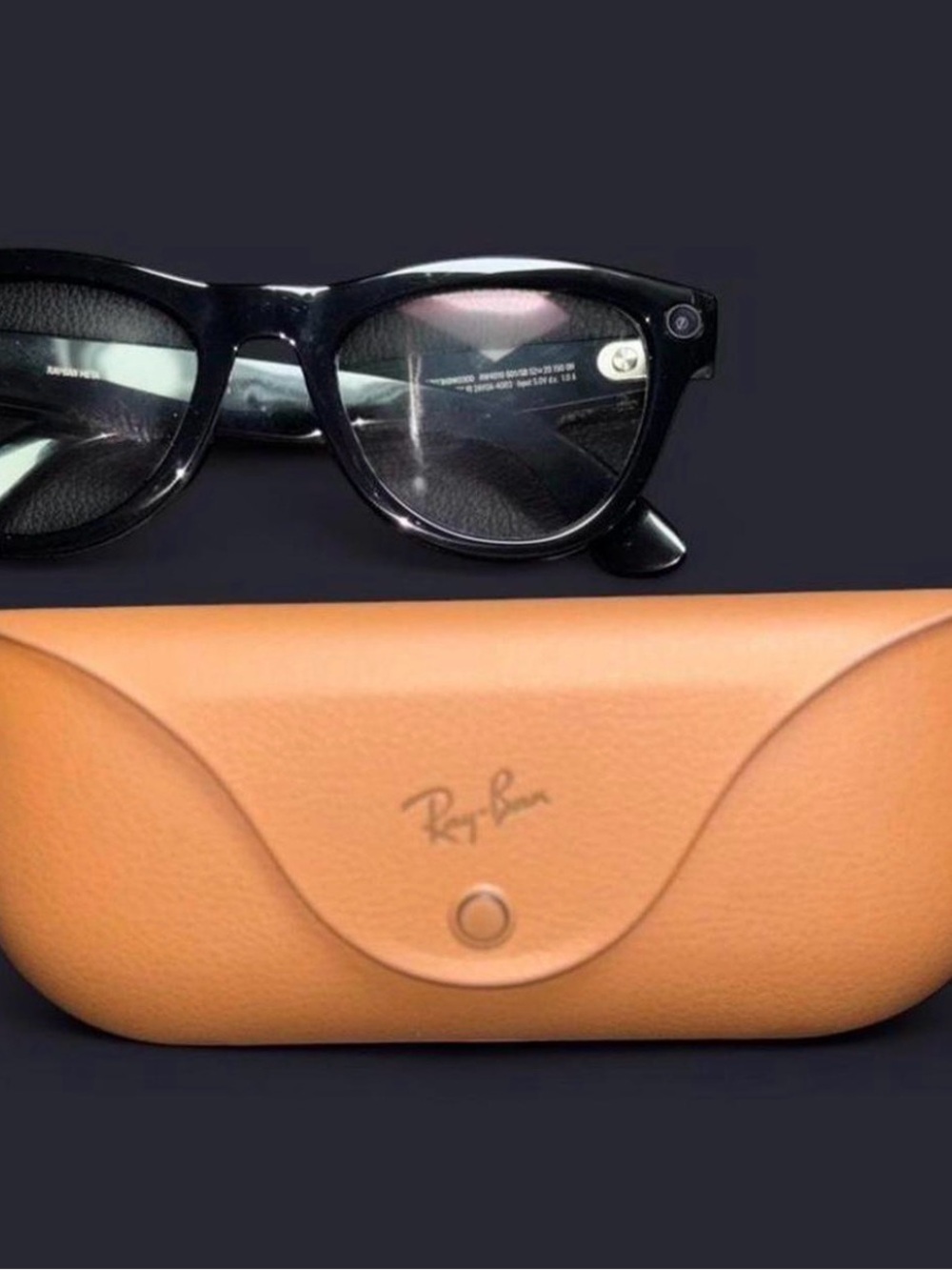 Ray-Ban Black Gen 2 Glasses with Brown Case